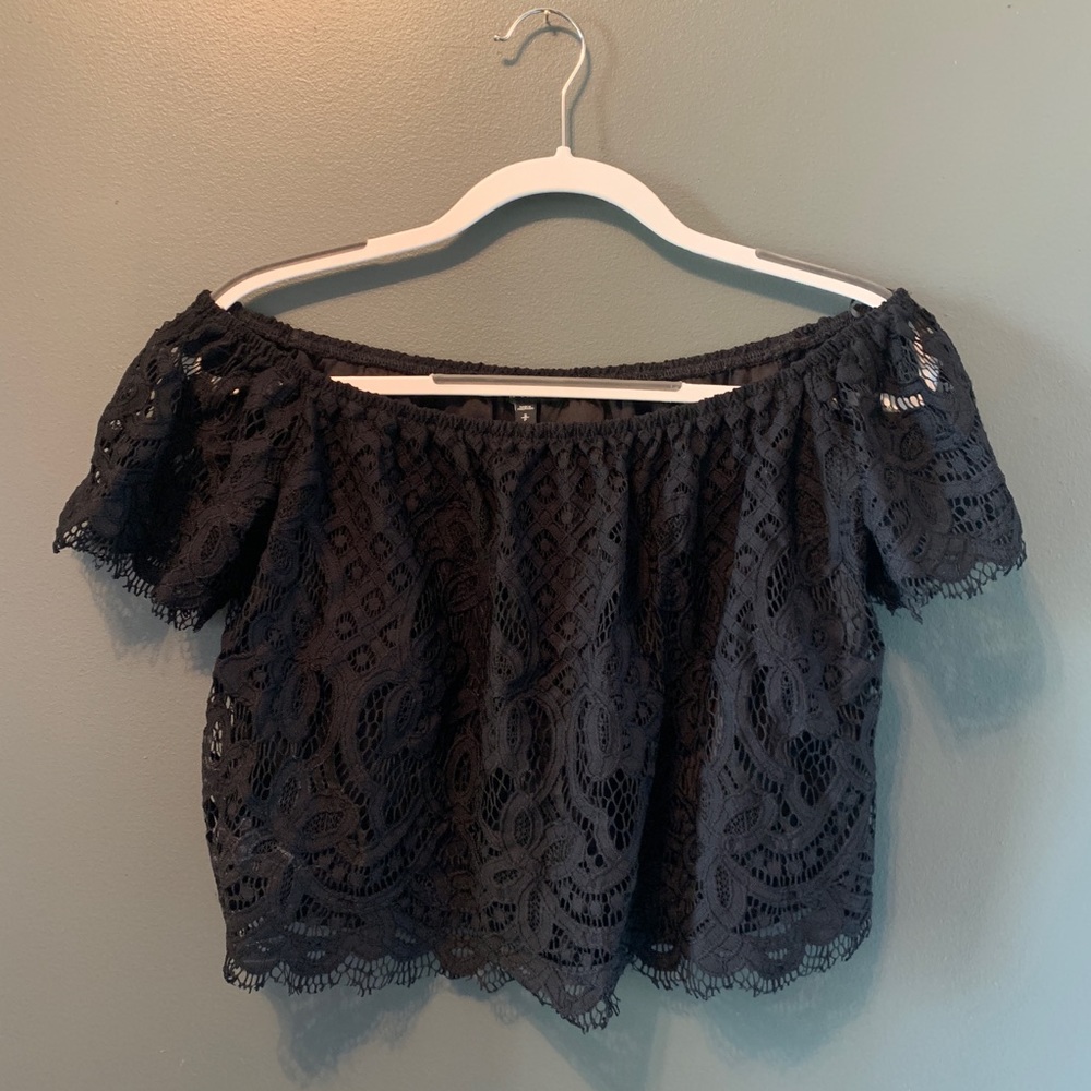 Express: Off-The-Shoulder Crop Top